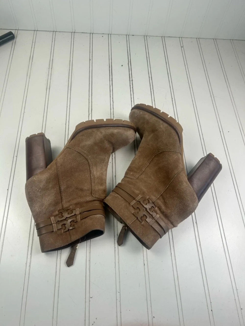 Tory Burch Brown Leigh Suede Lug Sole Booties Women’s Size 7 $400
